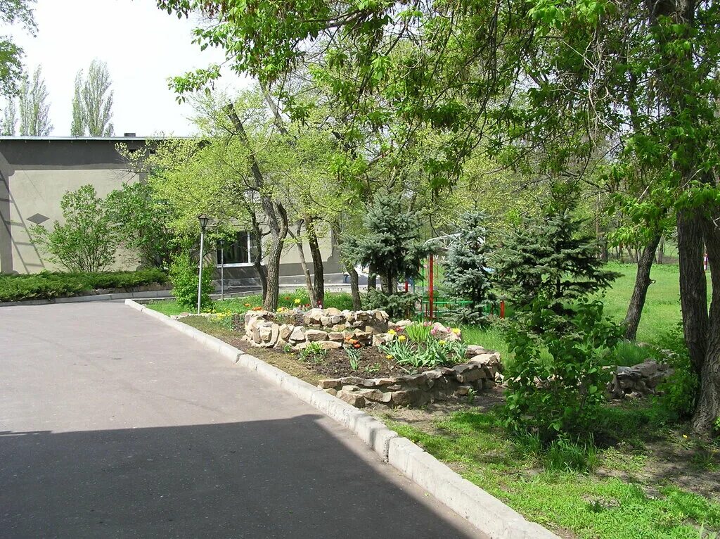 Ергенинский волгоград. Дом инвалидов в ахангаране. Волгоградский дом интернат. Инвалид в монастыре. Дома престарелых в волгоградской области.