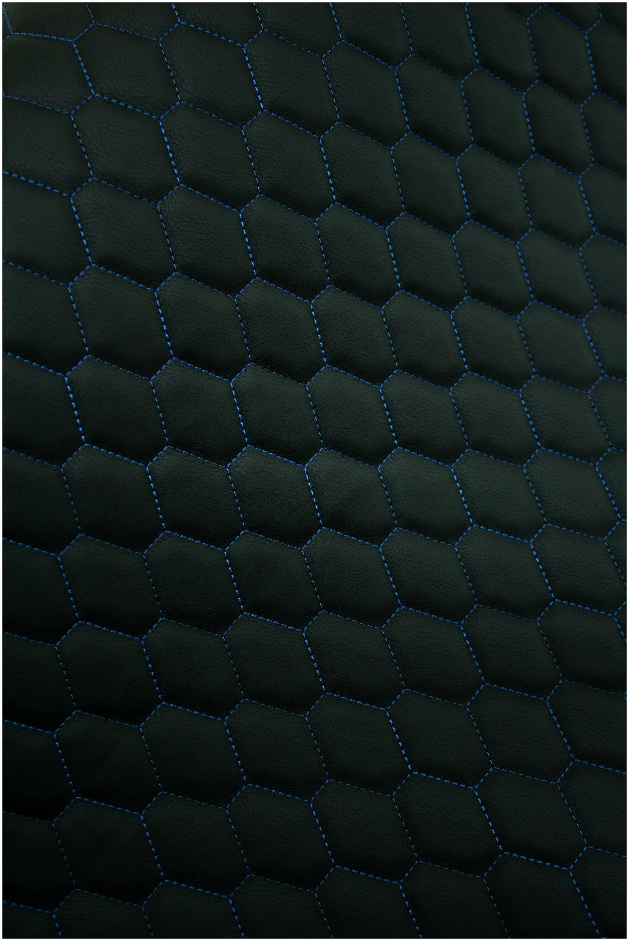 Ваз 2105-2107. Экокожа стеганая соты. Покажи цены кожзам соты синие. Экокожа соты. Экокожа соты.