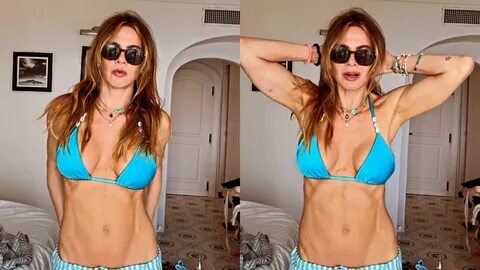Luciana Gimenez posa de biquíni azul Reprodução Instagram - 24.7.2024. 