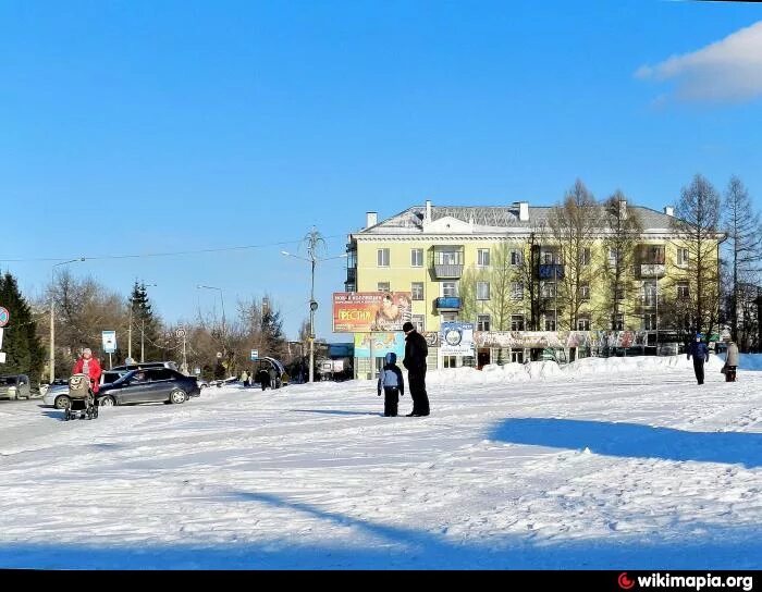 Погода чебаркуль. Город Чебаркуль площадь Ленина. Площадь города Чебаркуль. Администрация Чебаркуль площадь Ленина. Чебаркуль площадь Ленина зима.