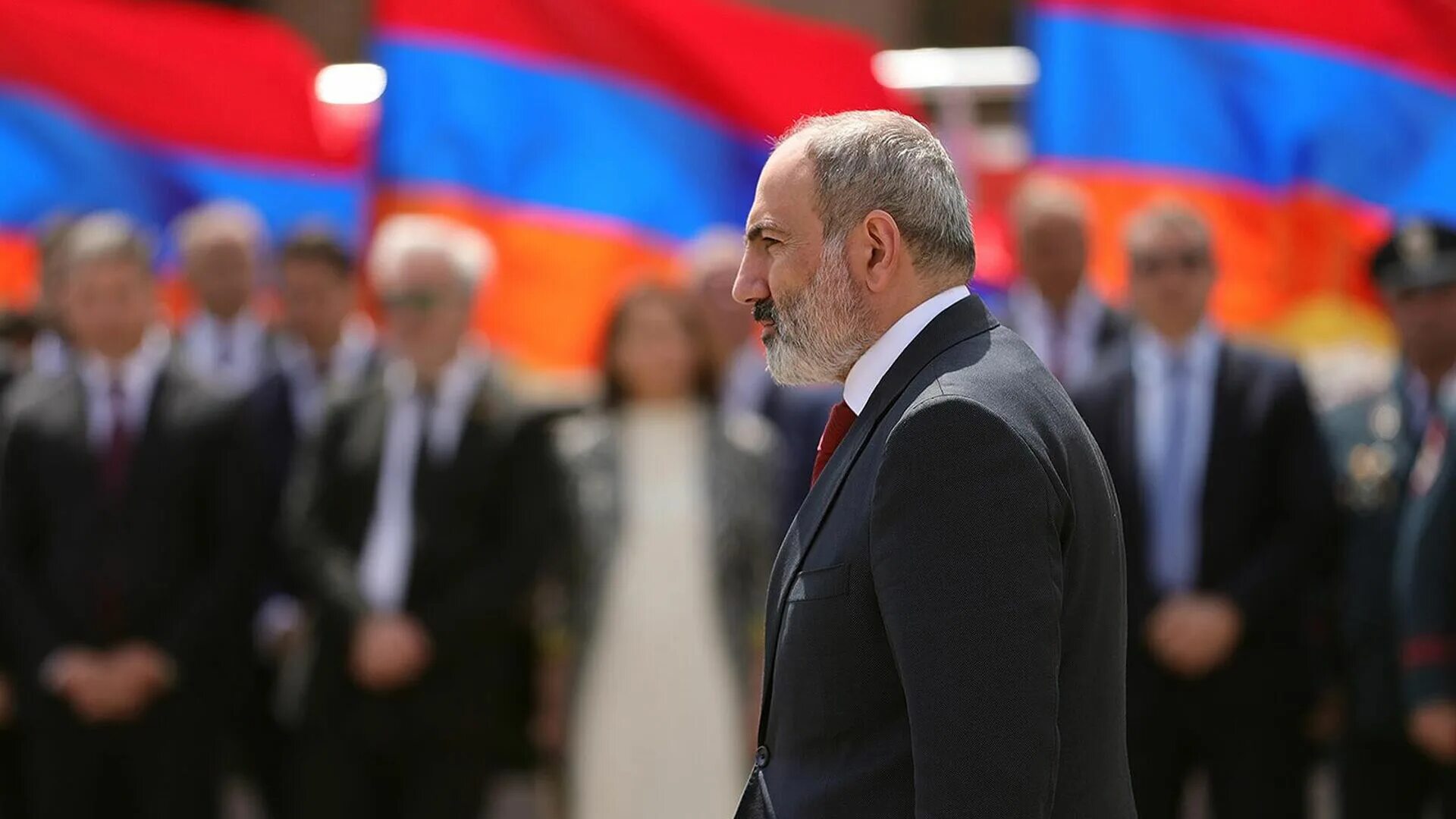 Пашинян против россии. Никол Пашинян Карабах. Nikol Pashinyan 2022. Никол Пашинян фото. Пашинян Алиев.