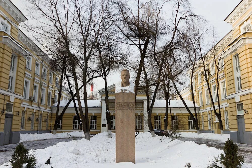 Девичьего поля 1. Сквер девичьего поля. памятник на девичьем поле коломна. пр-д девичьего поля 4. девичье поле коломна история.