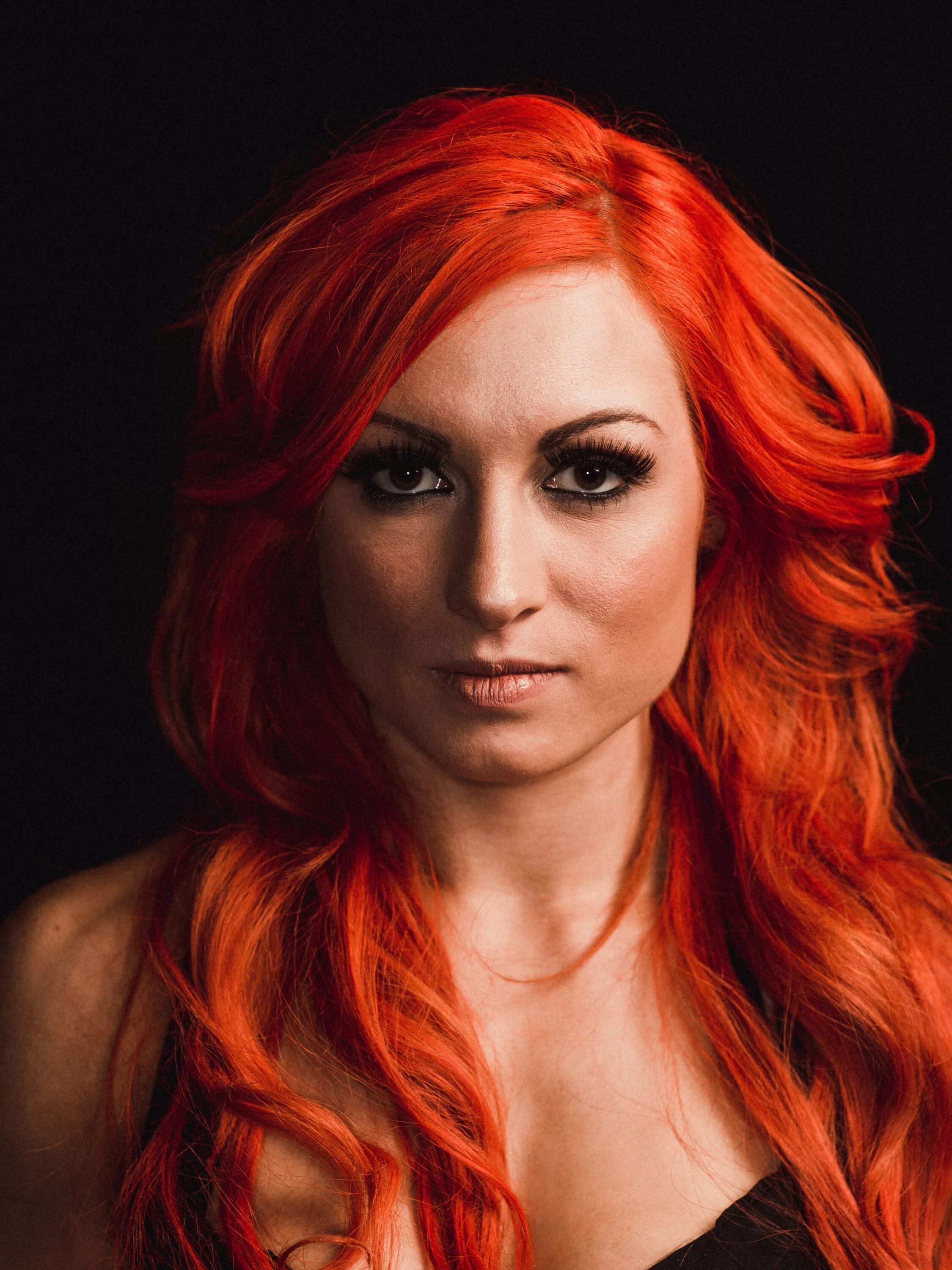 Wwe becky lynch. Беки линч. Бекки линч. Бекки линч wwe. Бекки линч wwe.