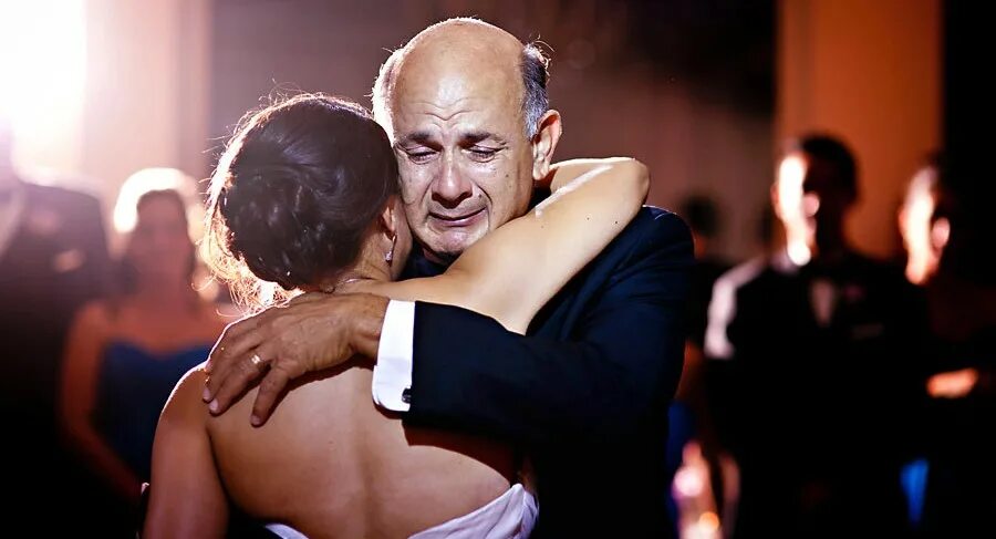 Танец невесты с отцом. Танец невесты с отцом на свадьбе. Свадебный танец папы и Дочки. Танец папы и Дочки на свадьбе. Видео танец папы