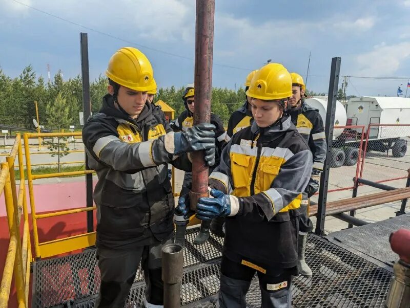 Рн сервис отзывы. Ооо рн сервис уфа. Рн сервис крс. Рн сервис. Рн сервис крс.