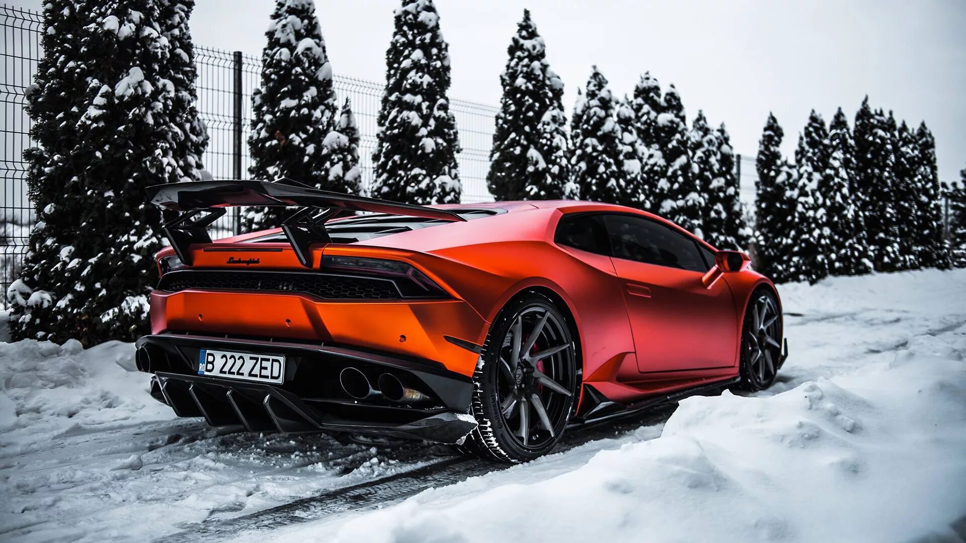 Ламборгини зимой. Ламборгини хуракан зима. lamborghini huracan z performance.