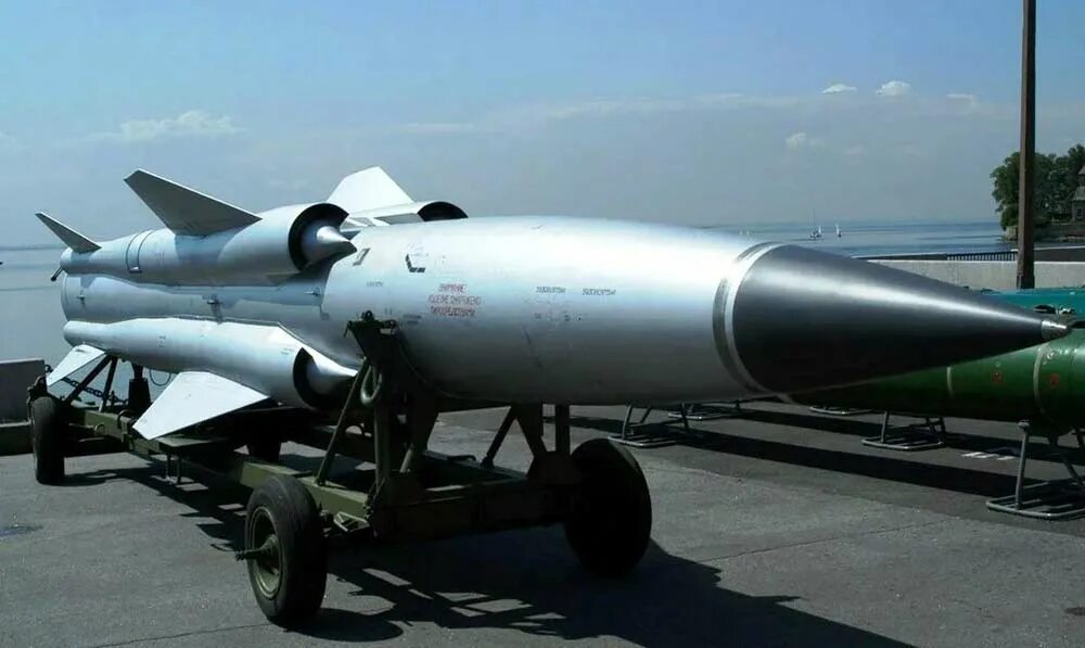 Гарпун противокорабельная ракета. Большая крылатая ракета. Большая крылатая ракета. Пкр уран х-35. Крылатая ракета scalp naval.