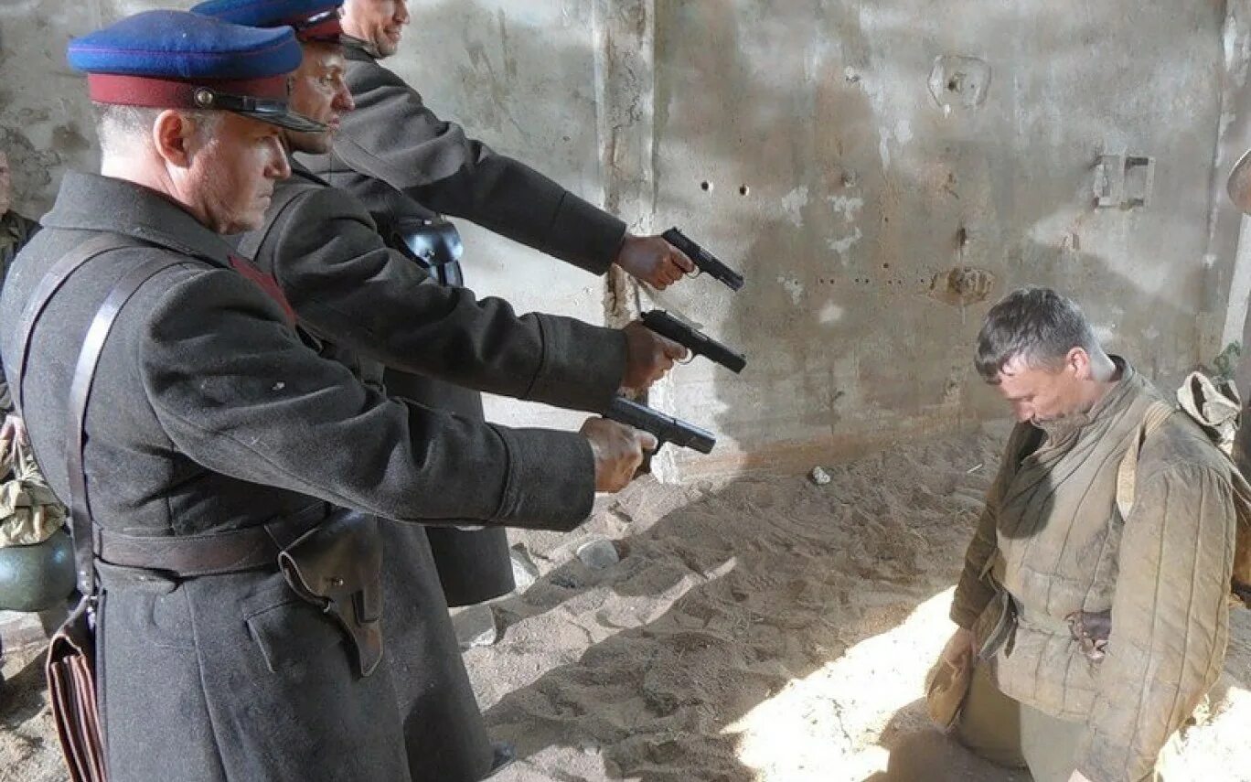 Ничего не жаль ни штыков