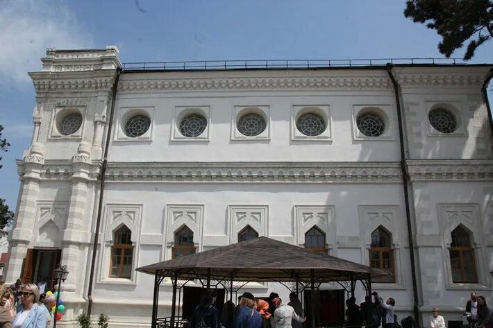 File:Караимские кенассы 14.jpg - Wikimedia Commons