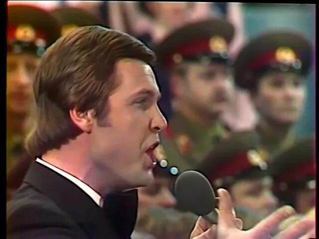 Лещенко день победы видео. Лещенко день Победы 1975. Лев Лещенко 1975. Лев Лещенко день Победы 1975. Лещенко 1975 год день Победы.