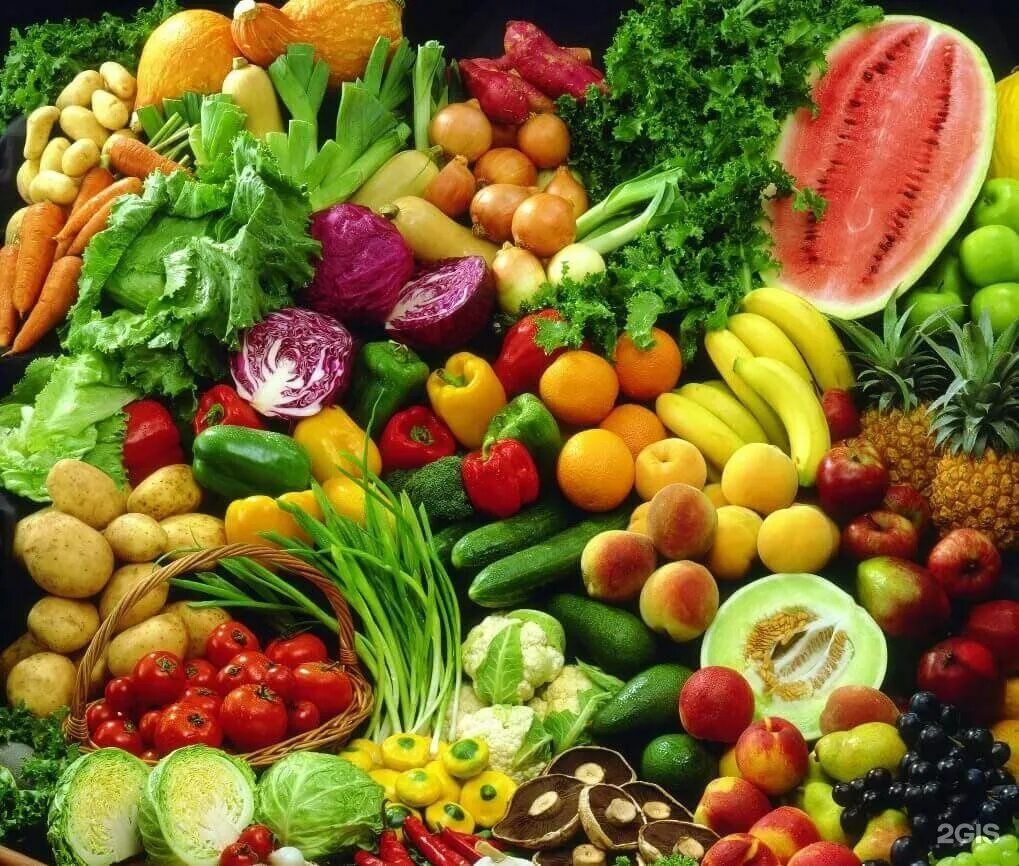 Разнообразие продукции. Овощи и фрукты. продукты овощи. разнообразие фруктов и овощей. красивые овощи.
