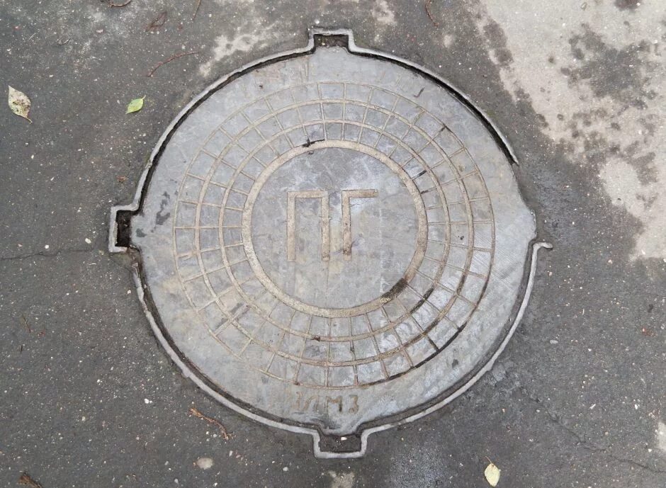 Канализационный люк старинный. Люк пожарного гидранта. Люк л(а15)-пг-8-60х60. Крышки люков пожарного гидранта. Люк пожарного гидранта.