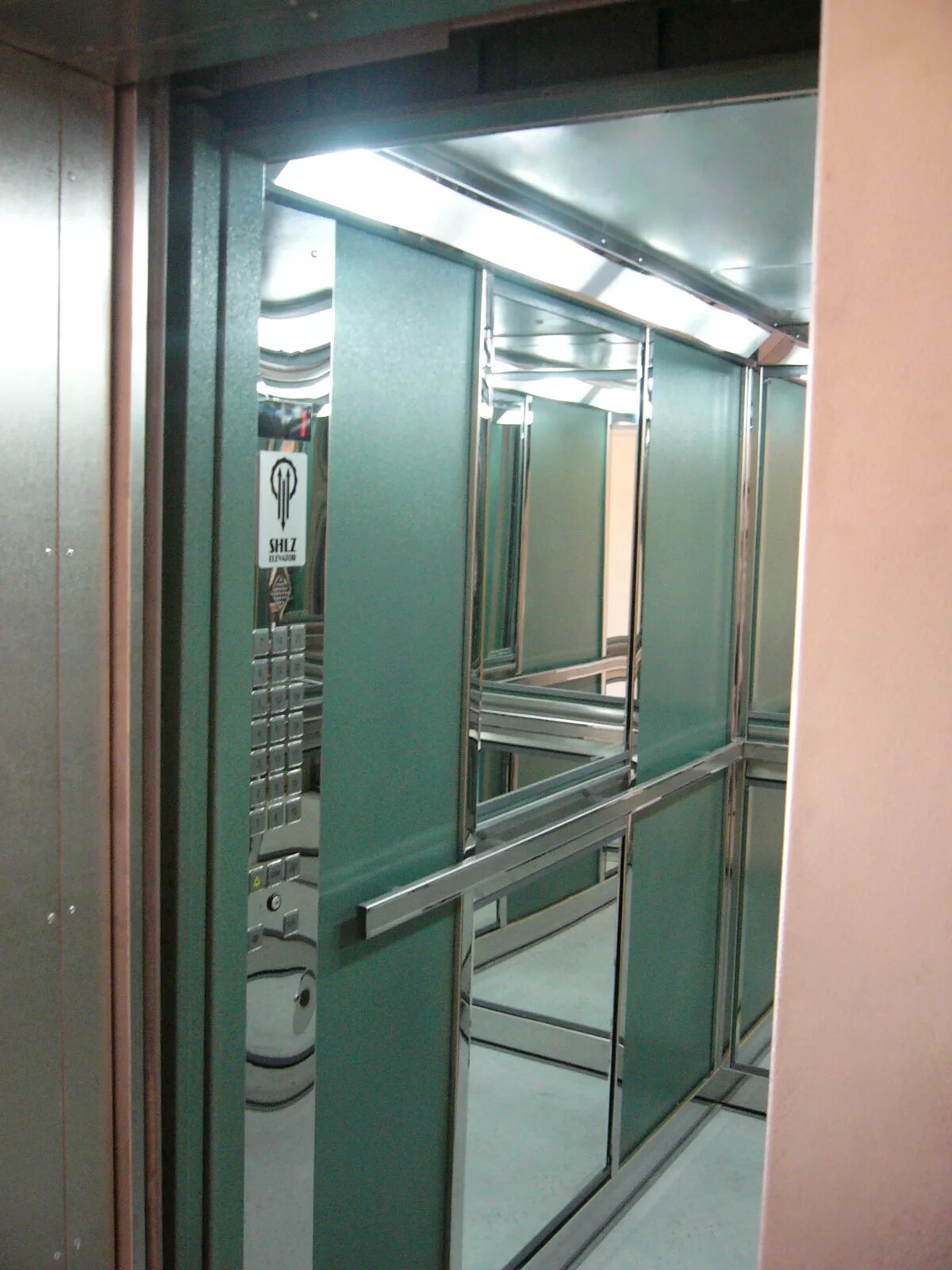 Лифт otis gen2 premier. Лифтовая кабина r10. Кабина отис gen2 premier. Лифт отис джен 2. Лифт отис gen2 premier.
