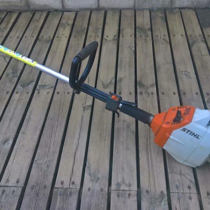 Автозапуск для триммера. Стартер мотокосы hammerflex мтк 31. Триммер komatsu. Вибрация триммера при работе. Бензокоса штиль fs 36.