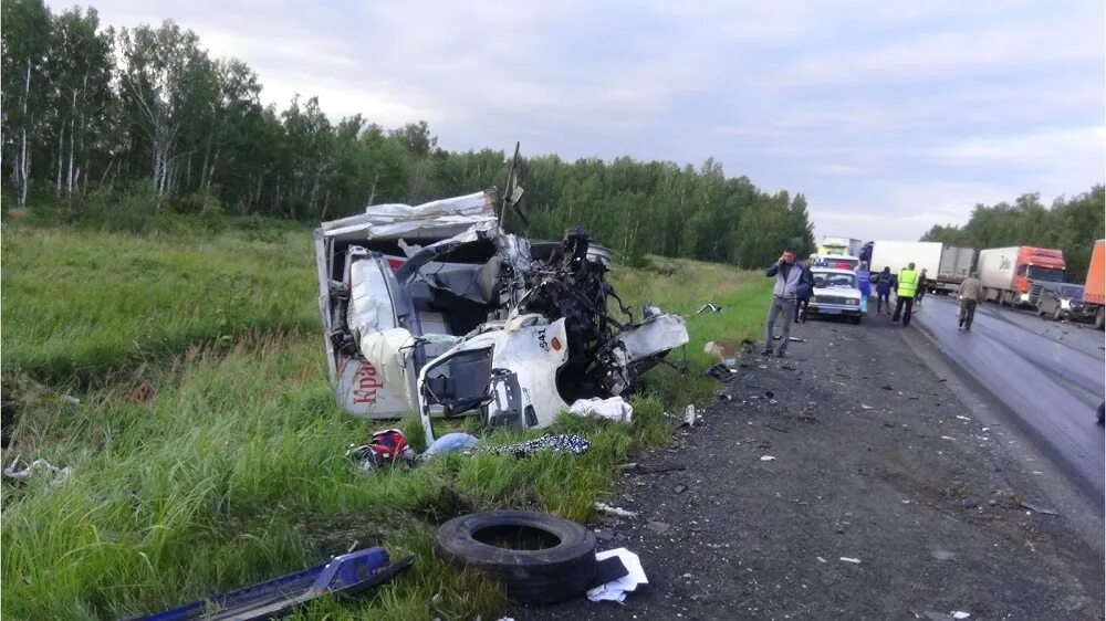 1 июля 2015 г. Авария в Шумихинском районе вчера. ДТП В Шумихинском районе Курганской. Аварии в Шумихинском районе.