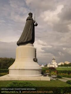 2 3 памятника
