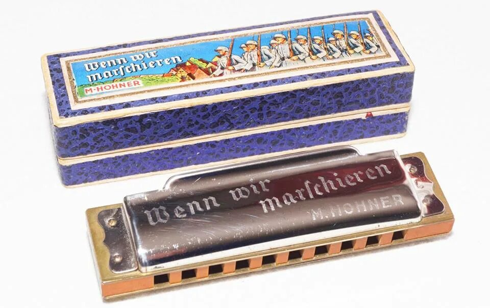 Губные гармоники Hohner антик. Губная гармошка Hohner старые модели. Губные гармошки Hohner International. Губная гармоника Hohner Orchester. Рдр губная гармошка