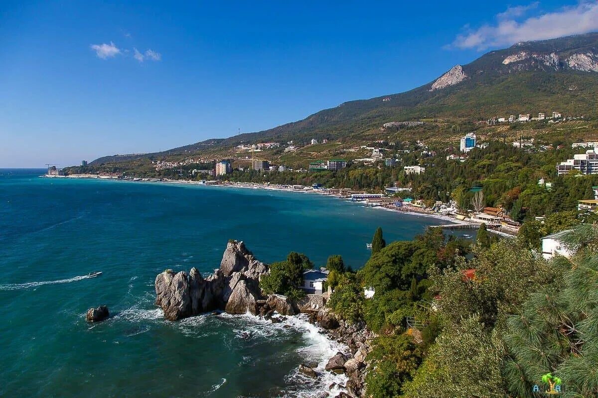 Отдых в крыму 2025 безопасно ли. Посёлок гурзуф в крыму. крым ялта гурзуф. ялта поселок гурзуф. южный берег крыма гурзуф.