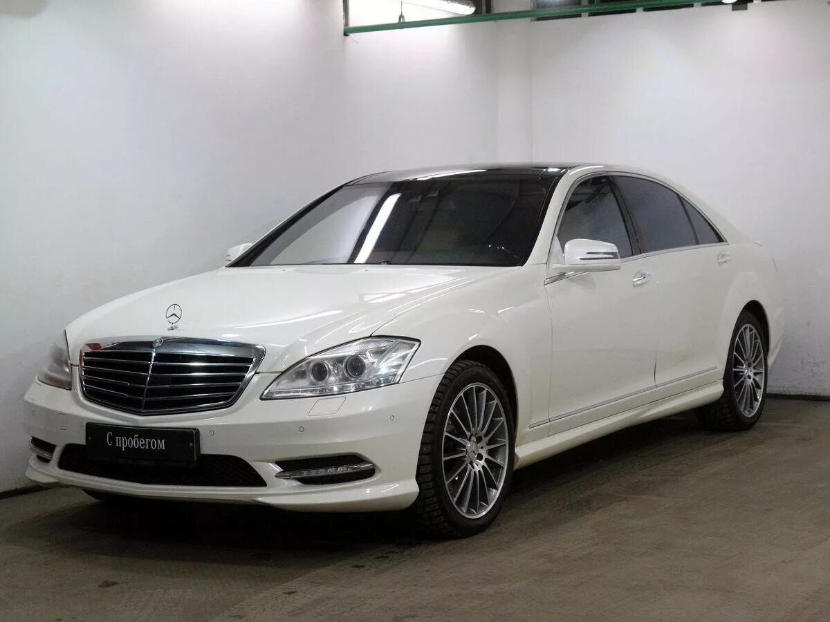 221 с пробегом. Mercedes s class w221 белый. мерседес 500 221 кузов. mercedes s 221 500 белый. мерседес бенц с 500 - 221.