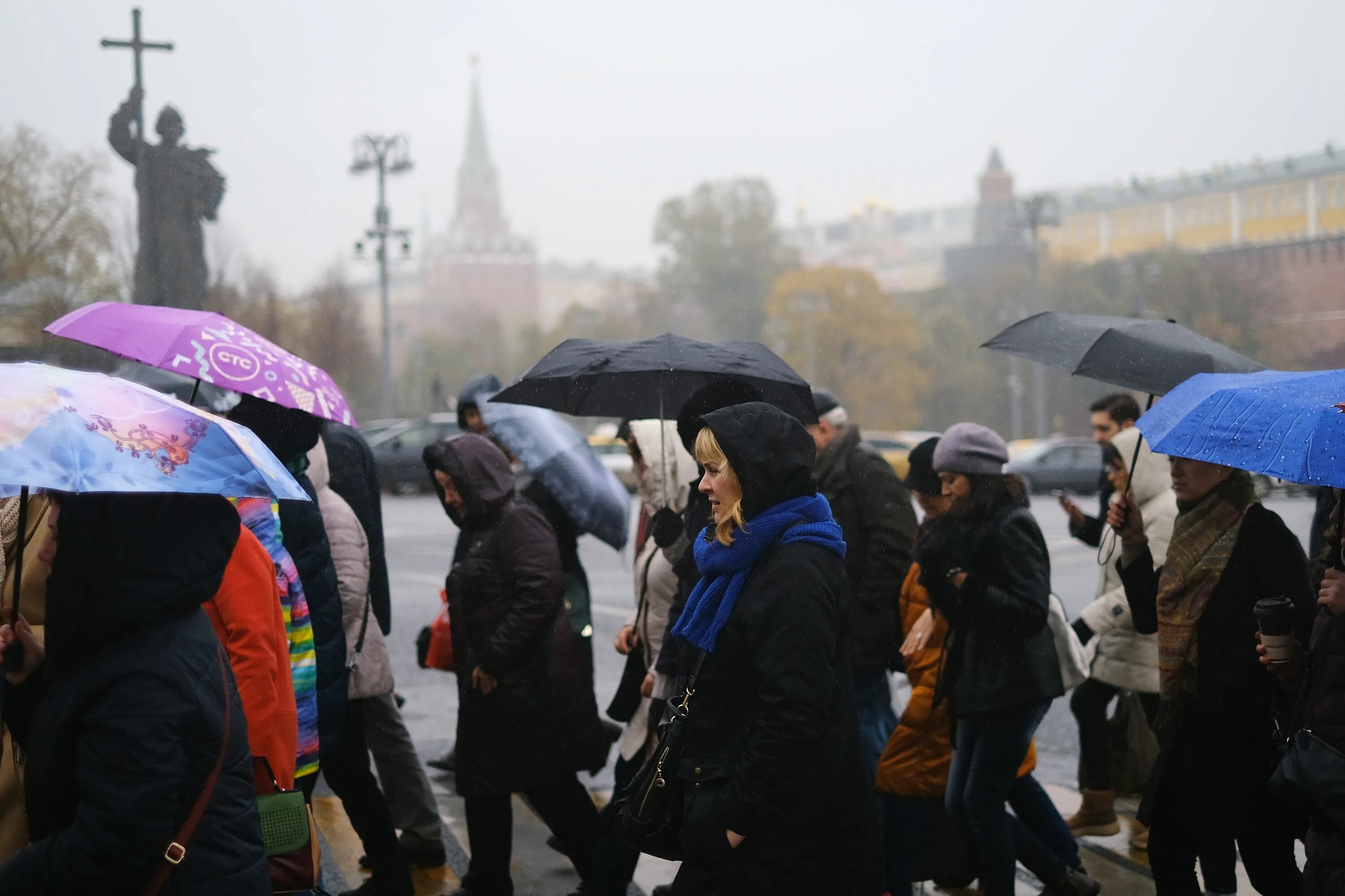 Погода москва реальное время сейчас. Москва в ноябре. Москва сегодня. Конец ноября в Москве фото. Москва в ноябре фото.