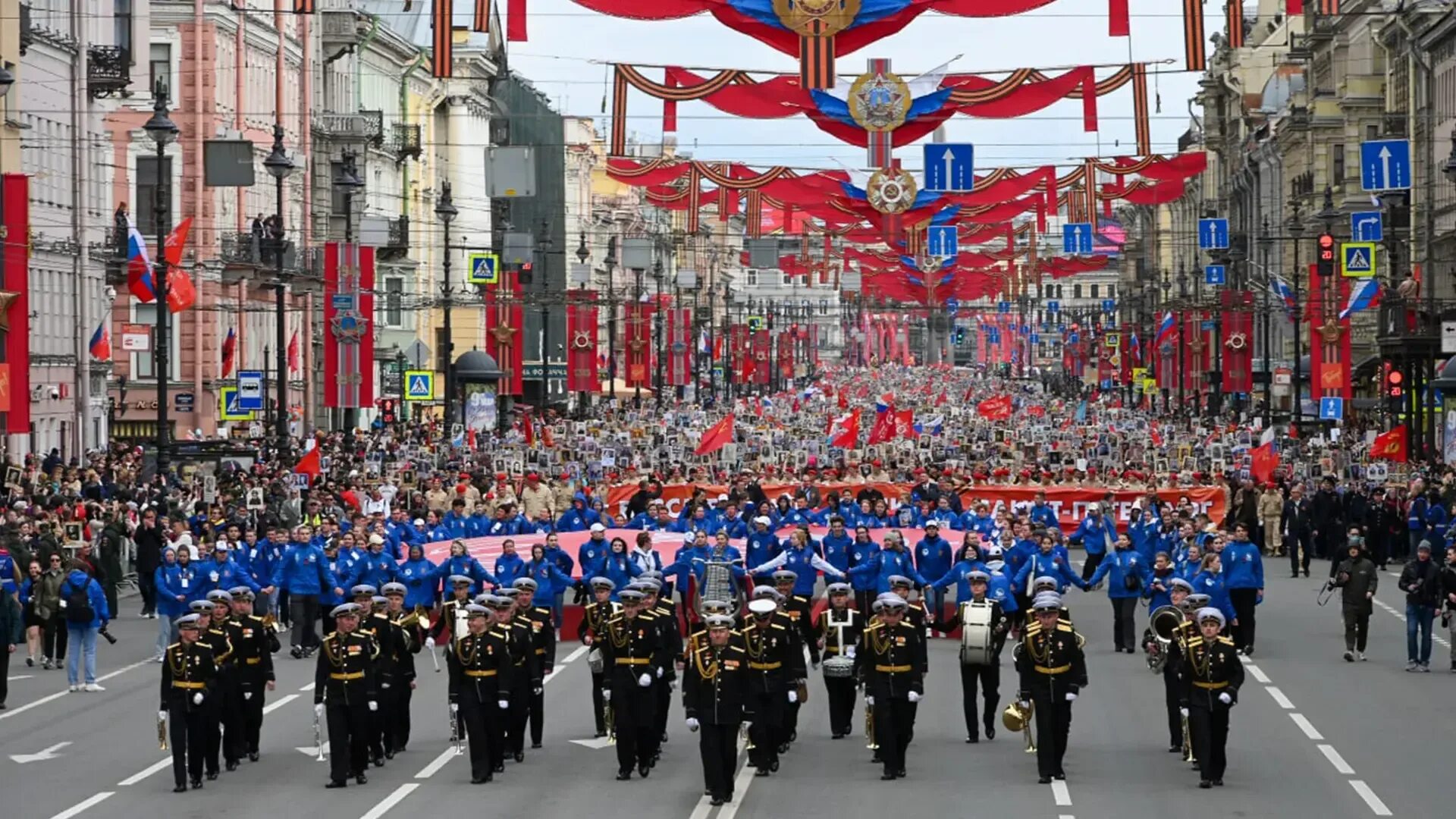 Парад 9 мая 2023 в Москве. Парад Победы. День Победы парад. Военный парад на красной площади. Будет ли парад в москве