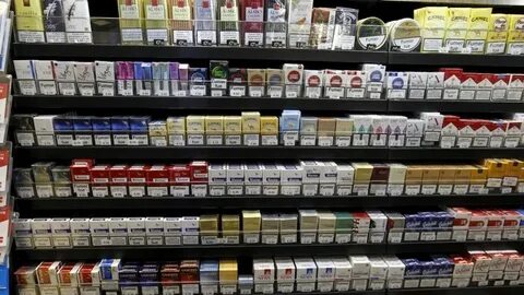 В красном белом продают сигареты