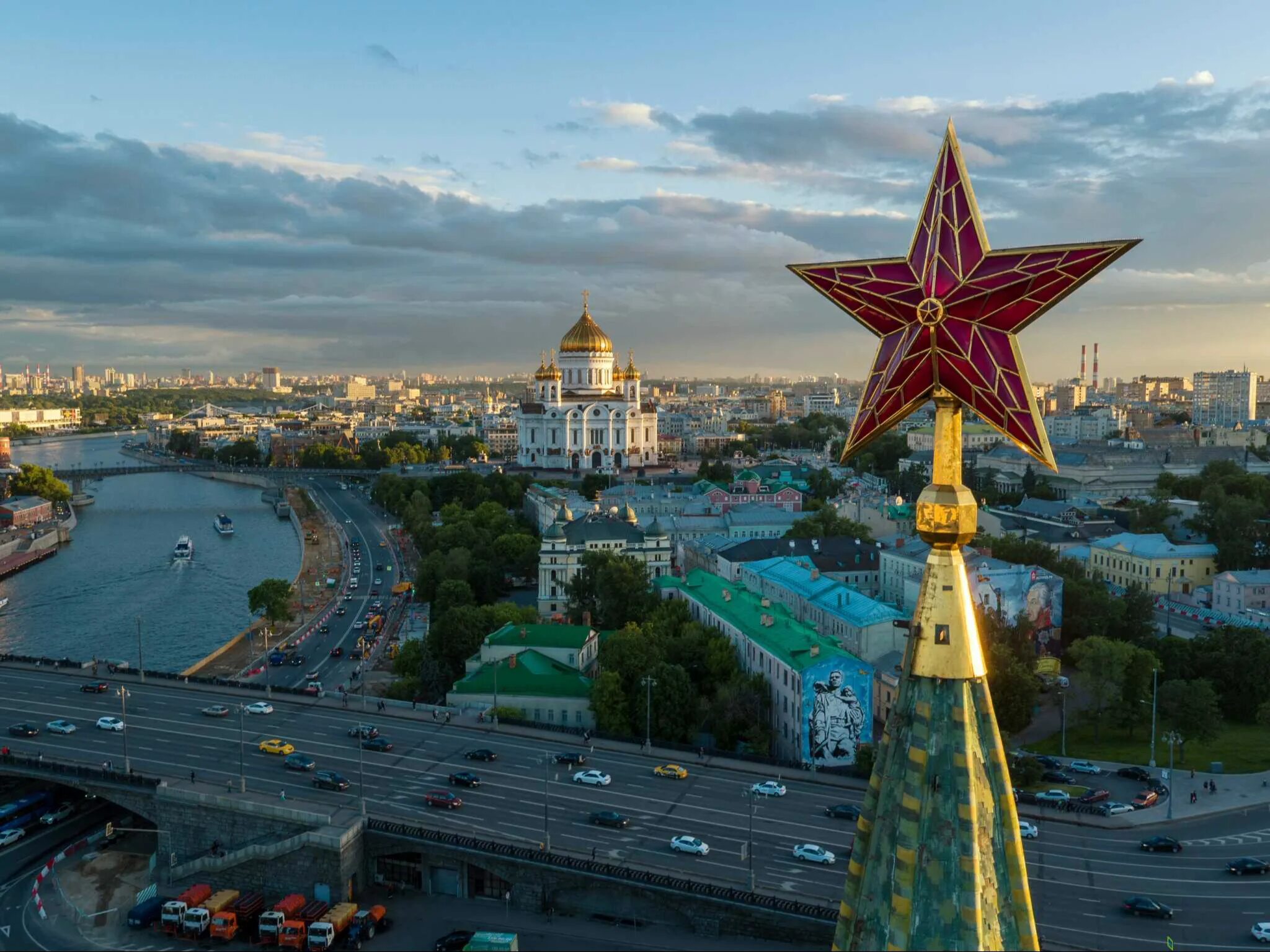 Кремлевские рыз. Звезды Москвы. Рубиновые звезды Московского Кремля. Звезда на Спасской башне Московского Кремля. Москва Кремлёвские звёзды.