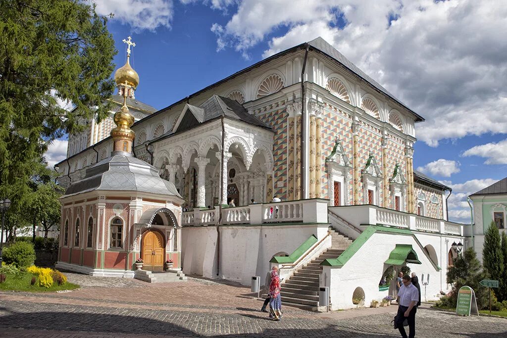 церковь преподобного сергия с трапезной палатой сергиев посад. лавра сергиев посад трапезная. трапезная палата сергиев посад. церковь преподобного сергия с трапезной палатой сергиев посад. трапезная палата сергиев посад.