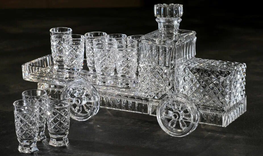 Хрусталь ручной работы. Машина хрусталь. Хрустальная машина. Машина хрусталь. Авдеев хрусталь.