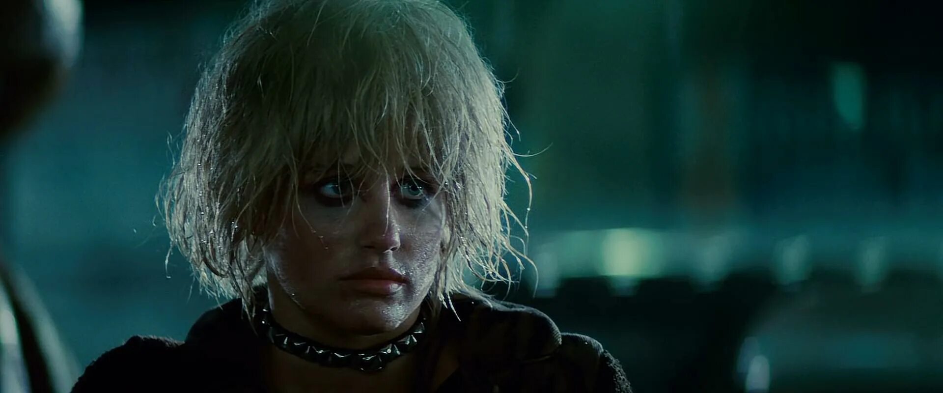 Бегущий по лезвию бритвы 1982. Репликант рейчел бегущий по лезвию. blade runner 1982. бегущий по лезвию 1982 репликант. бегущий по лезвию 1982 рейчел.