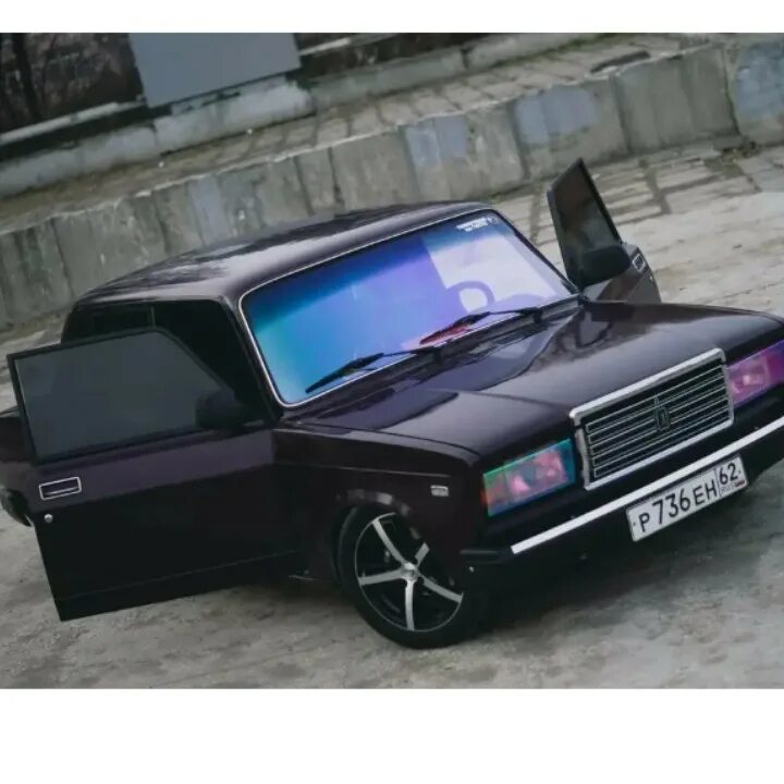 катана посажена не бита не крашена. черная ваз 2114 -120. ваз 2109 бункер без бампера. ваз 2106 занижение. не бита не крашена прикол про машину.