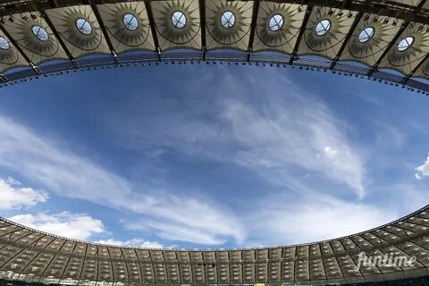 Олимпийский стадион вместимость