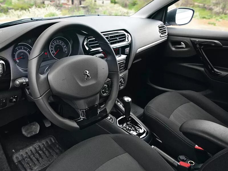 Peugeot 301 салон. Peugeot 301 interior. Peugeot 301 interior. Peugeot 301 2013 салон. Peugeot 301 салон.