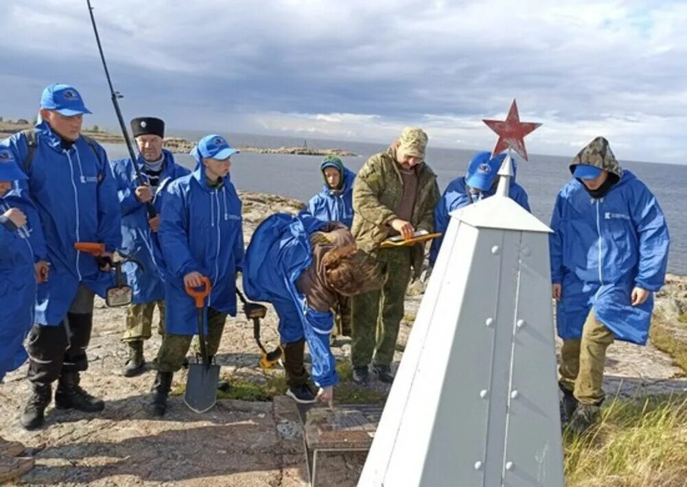 Остров Соммерс Экспедиция. Маяк на острове Соммерс. Остров Соммерс в финском. Остров Соммерс в финском заливе. Совместные экспедиции