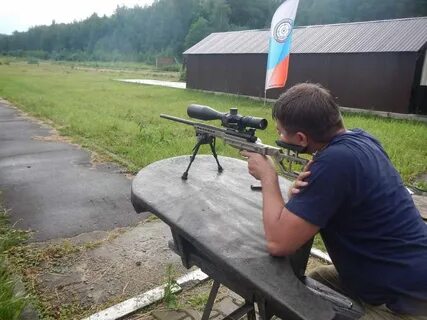 Выстрел из мелкокалиберной винтовки в вареное яйцо