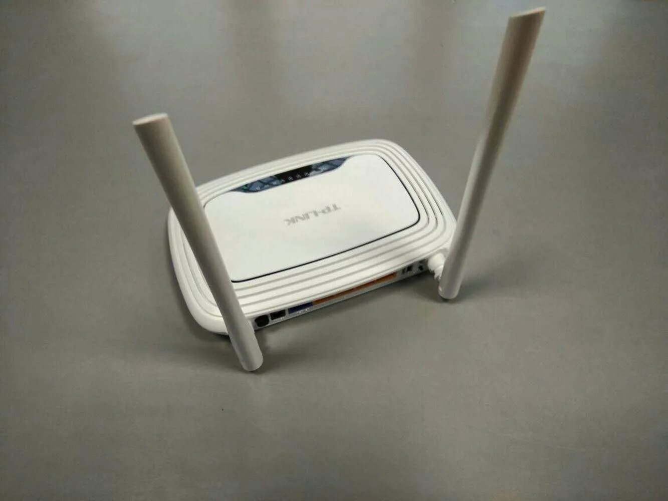 Роутер tl wr842n. TP-link TL-wr842n. Wr842n TP-link Wi-Fi роутер. Роутер TP-link TL-wr842n White. TP link 842n.