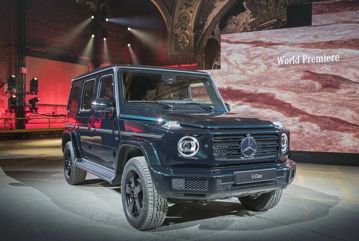 Купить новый g. Мерседес Бенц Гелендваген. Mercedes g500 2018. Mercedes-Benz g-class 2018. Mercedes g500 AMG 2018.