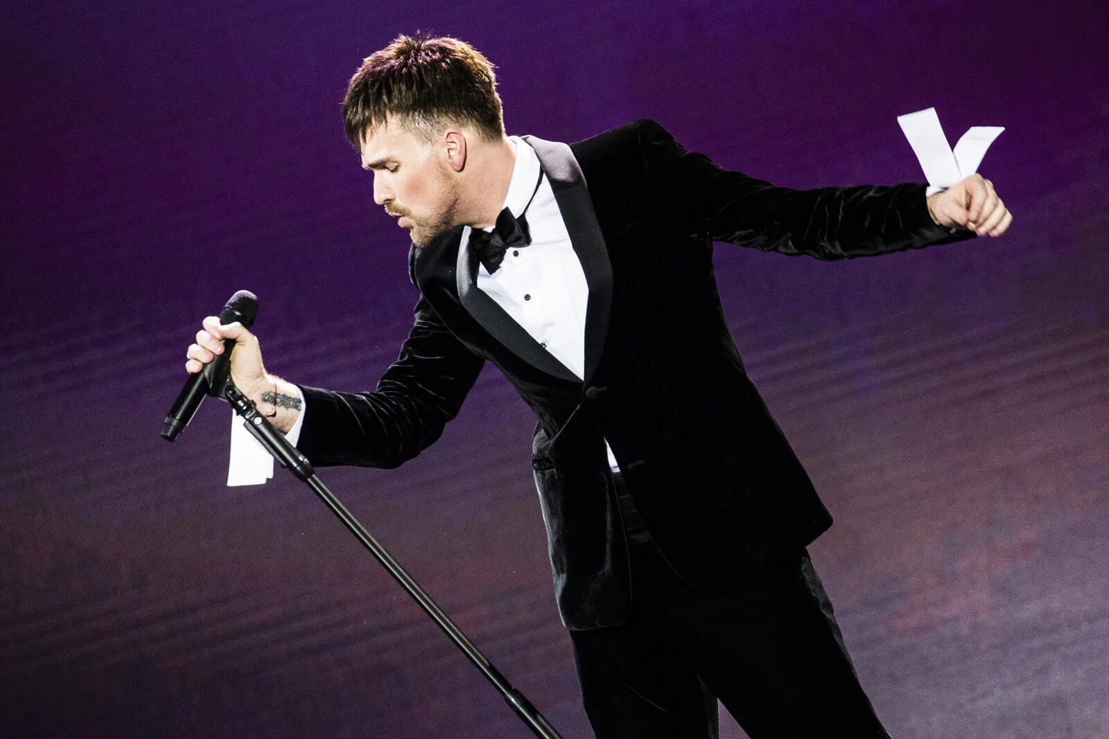 Jony джахид 2020. дима билан телефон. мари фабер певица. алексей кабанов корни. александр панайотов крокус сити холл 2022.