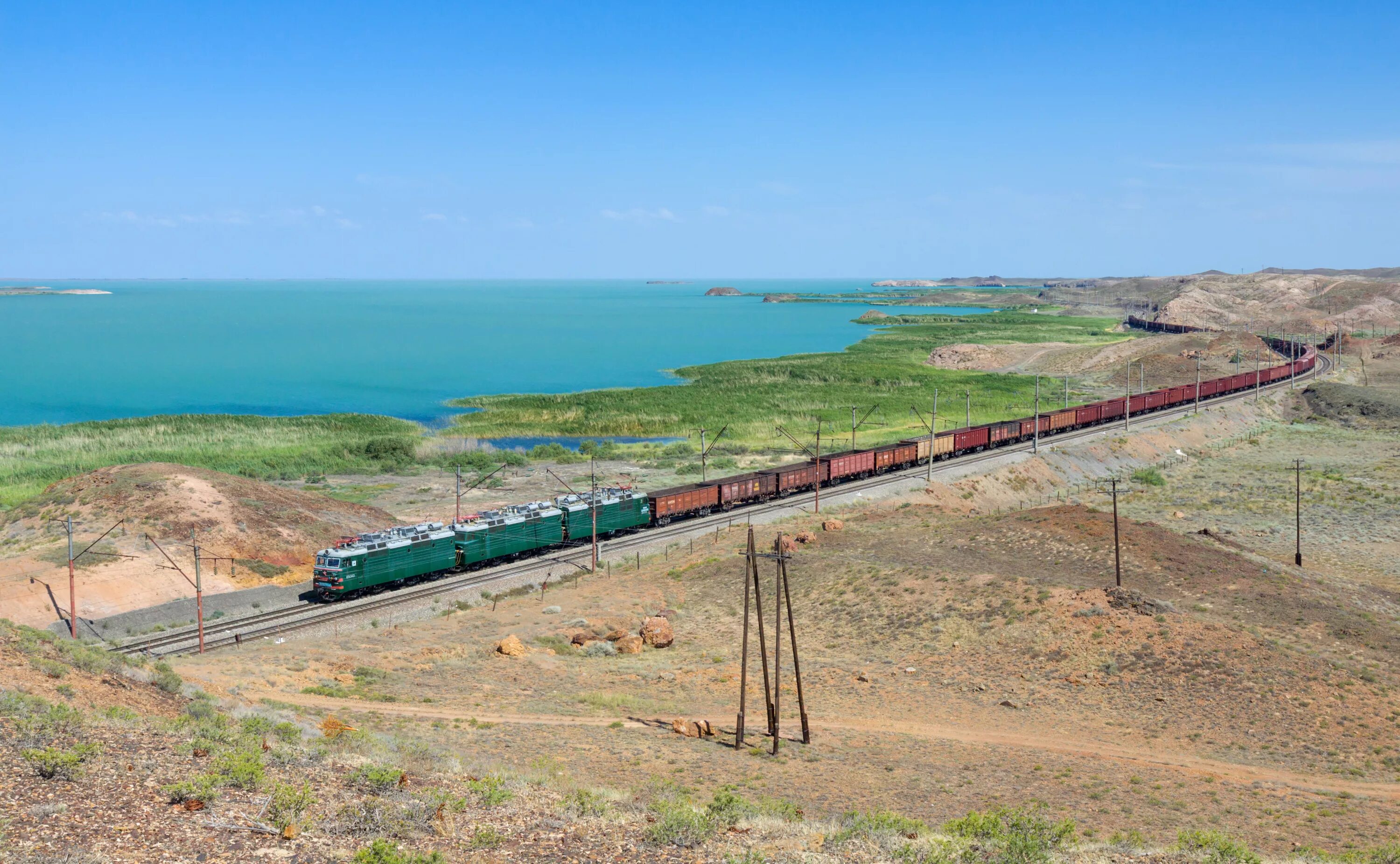 Жд балхаш. Шыганак балхаш. мынарал город казахстана. kazakhstan railways. двуречная жд вокзал.