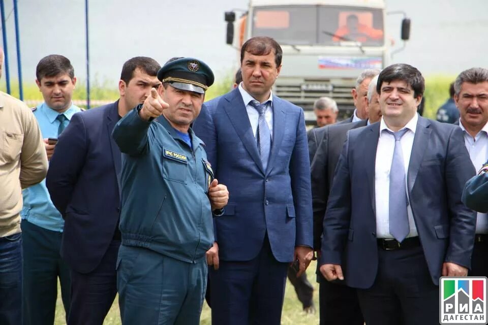 Погода село падар дербентский. Салик Дербентский район. Село Геджух Дербентский район. Глава Хазар Дербентского района. Село Салик Дербентский район школа.