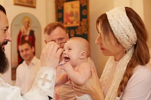 Обязательно ли причастие после крещения