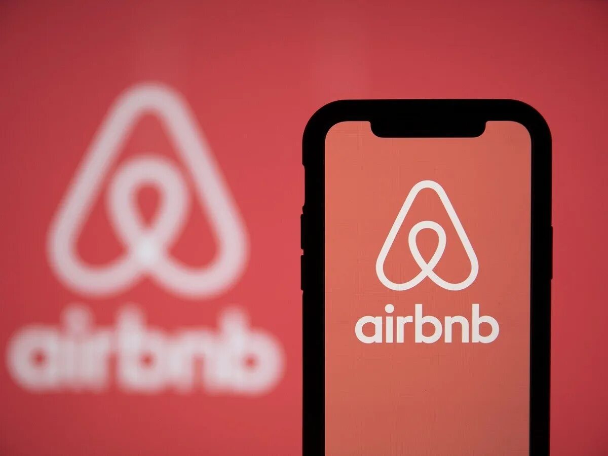 Airbnb дом. Airbnb. airbnb лого. airbnb сток. airbnb 2011.