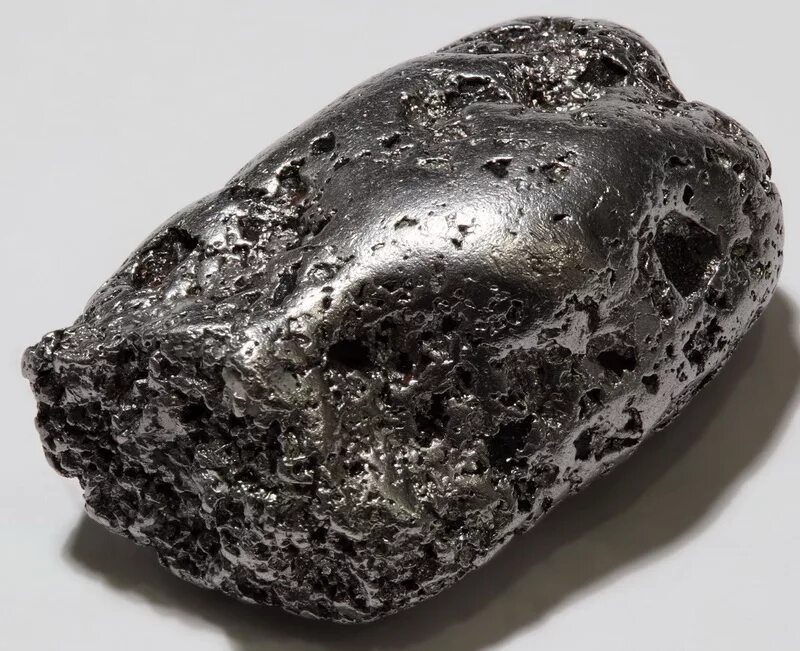Платина тяжелая. Родий металл самородок. Самородное серебро минерал. Осмий, рутений, родий. Самородные минералы платины.