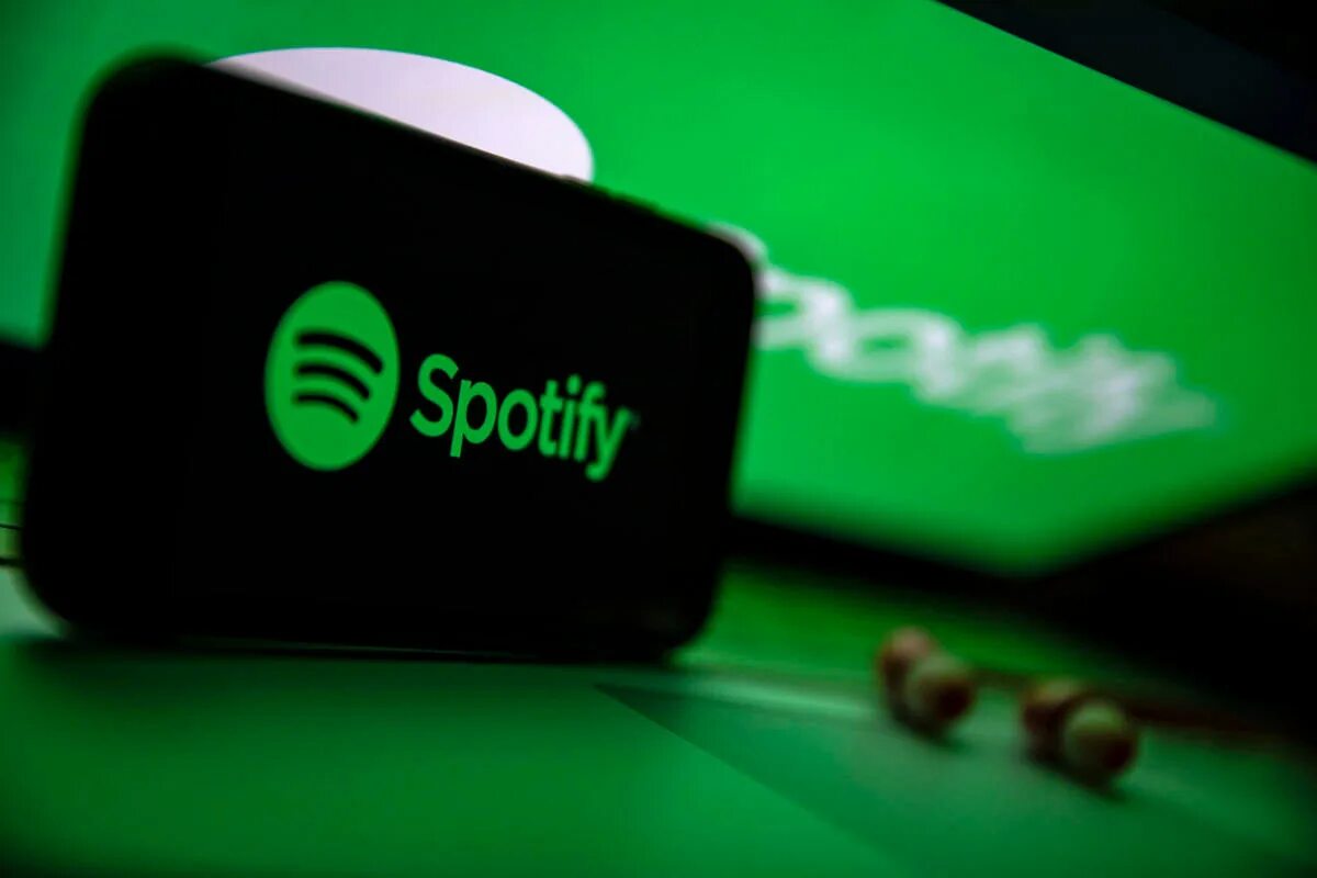 История спотифай. Spotify для фотошопа. Кто первый в спотифае. Кто первый в спотифае. Spotify.