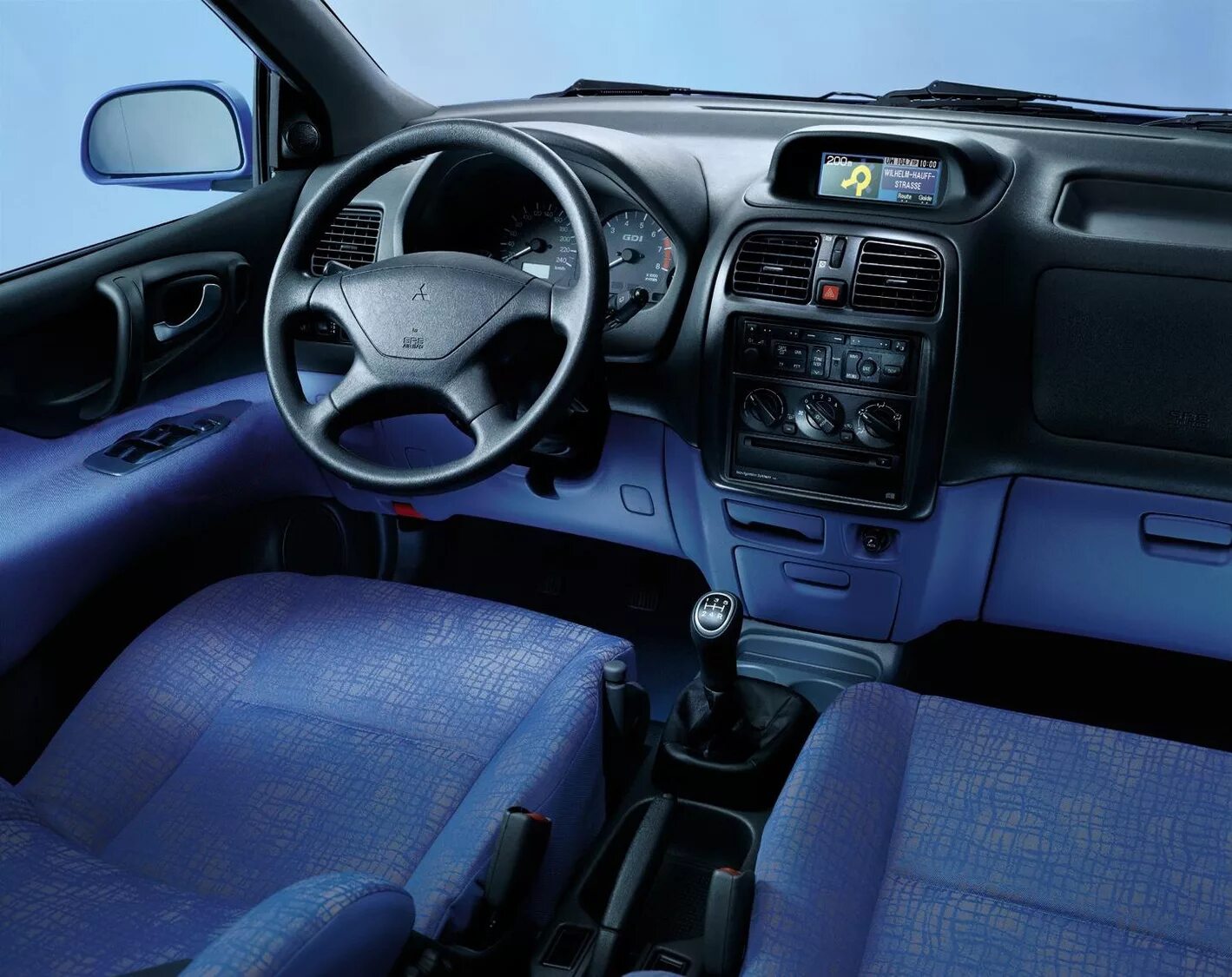 Mitsubishi space star wagon. Mitsubishi space star 2006. мицубиси спейс стар 1. Mitsubishi space star 1998-2004. митсубиши спейс стар.