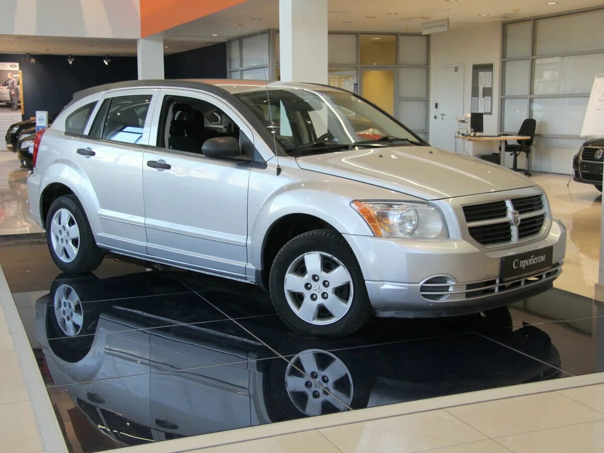 додж калибер 2008 2. 0 cvt. додж калибер красный. 0 cvt. додж калибр 2007 2.