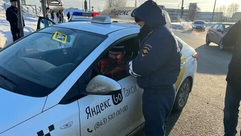 Водитель такси казань