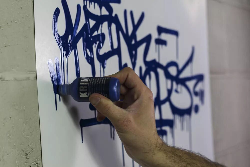 карандаш для отбеливания сантехнических швов grout-aide. роспись стен фломастером. тег paint marker. маркерная доска краска dry erase. маркеры для стен.