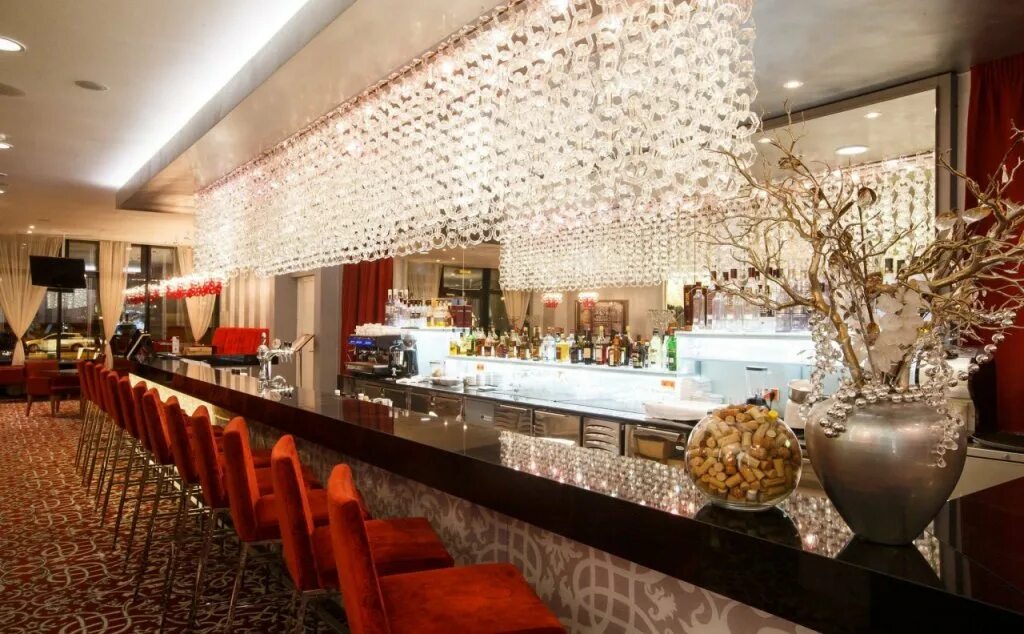 Plaza спб. Отель crowne plaza лиговский. Plaza спб. Отель lahta plaza. Plaza спб.