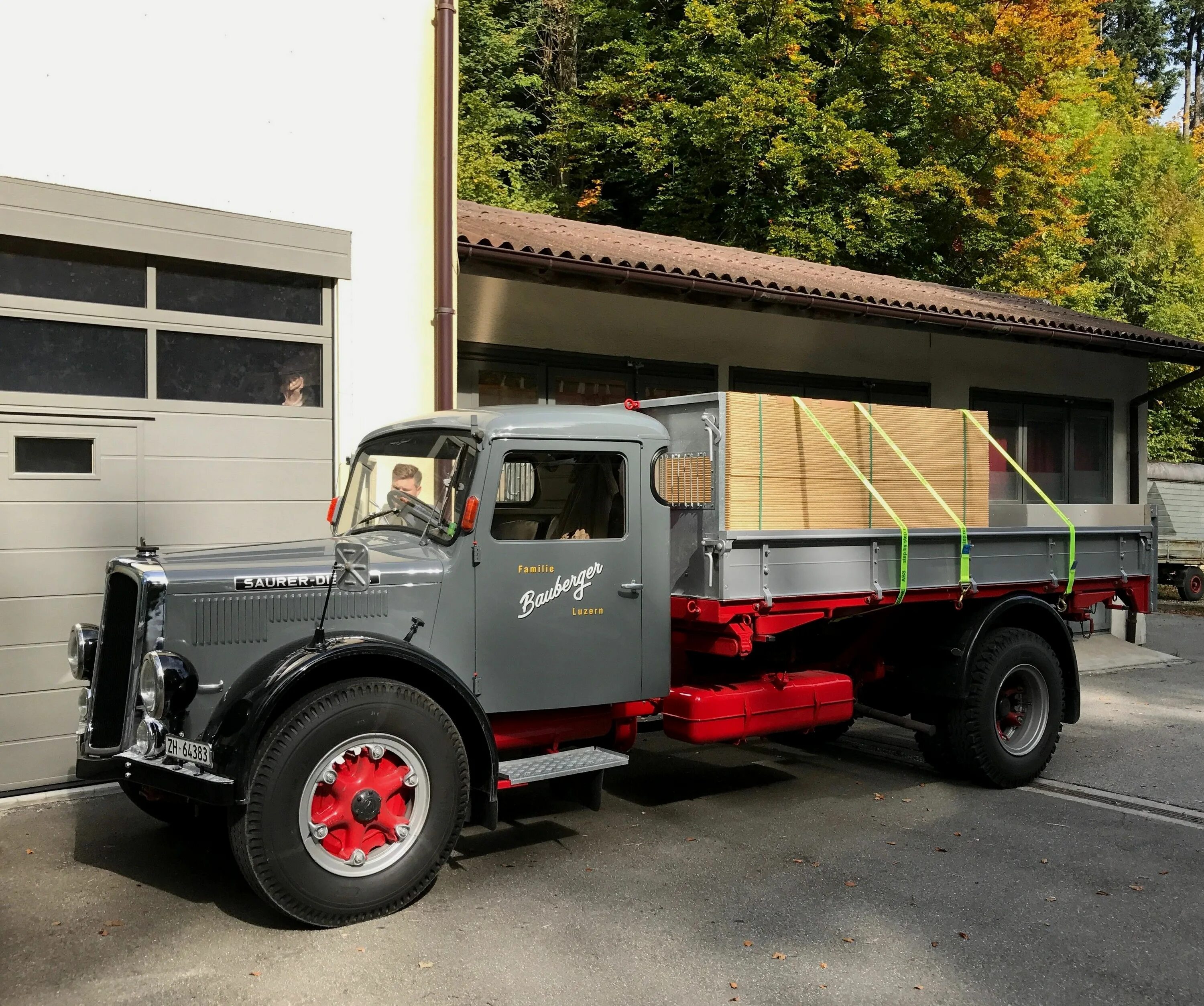 C c грузовик. Грузовики Saurer. Saurer 1938. Saurer 1961. Truck Saurer 1917 год.